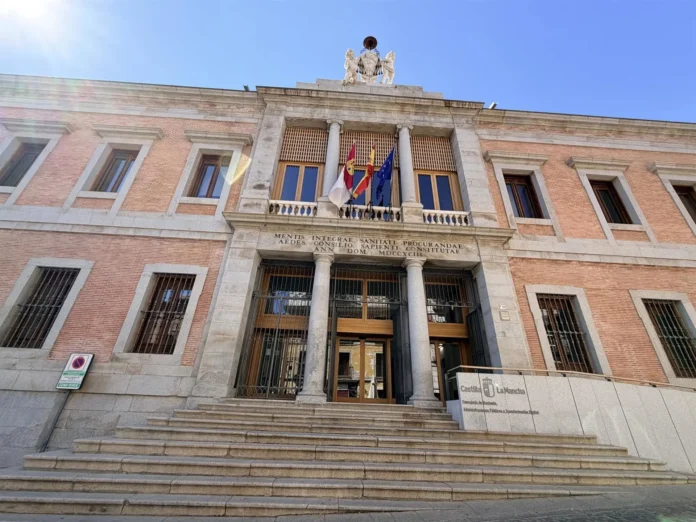 A información pública durante 15 días el anteproyecto de Ley de Medidas Administrativas y Tributarias de C-LM