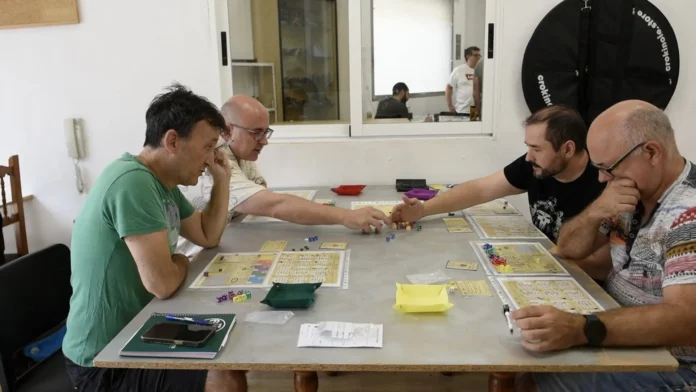 Aficionados y desarrolladores de juegos de mesa de toda España avanzan en sus propuestas con Albacete como tablero
