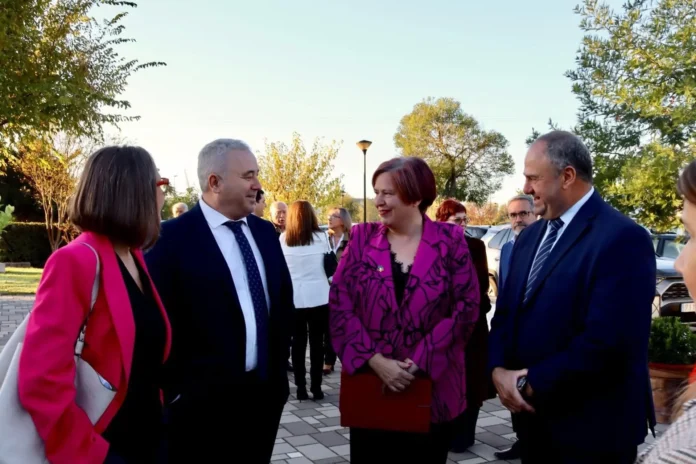 Agricultura destaca la innovación y la gestión eficiente del agua como claves para afrontar los retos del regadío
