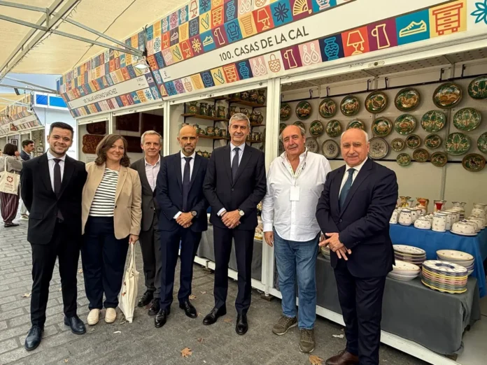 Álvaro Gutiérrez valora que los 44 artesanos y artesanas presentes en FARCAMA 2026 reflejan la potencia de la artesanía de la provincia de Toledo