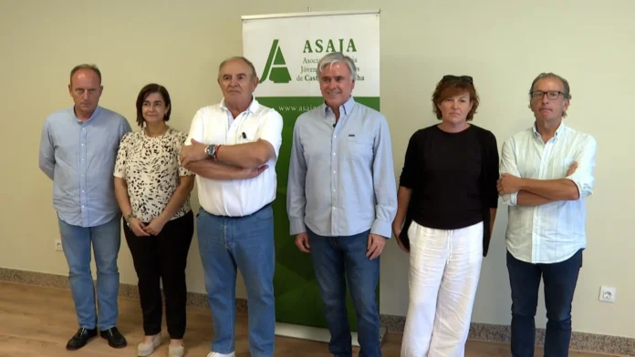 Asaja C-LM censura que se "criminalice" a los agricultores por los incendios y avisa: "La cosecha se hace en julio"