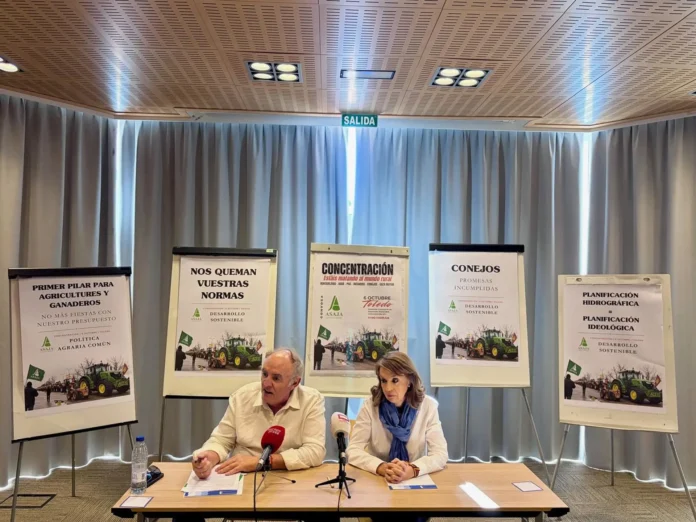 Asaja C-LM se concentrará el 6 de octubre en Toledo bajo el lema 'Estáis matando al mundo rural'