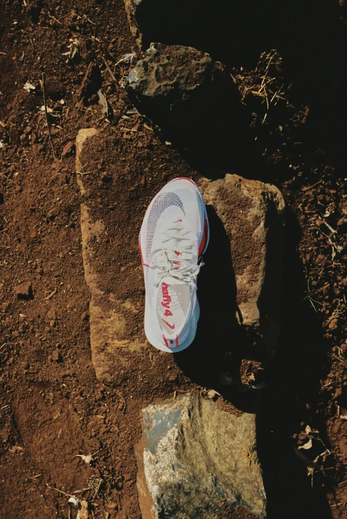 Atletismo.- Nike rediseña la zapatilla Alphafly 4, más ligera y con un 10 por ciento más de retorno de energía