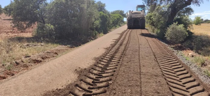 Ayuntamientos de C-LM podrán solicitar desde este sábado ayudas para la mejora y acondicionamiento de caminos rurales