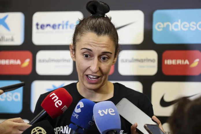 Baloncesto.- Alba Torrens: "Este cuarto podio es una felicidad que va más allá de mí por el trabajo que hay detrás"