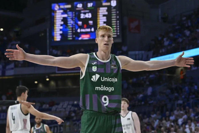 Baloncesto.- Alberto Díaz sufre una lesión muscular en la pierna izquierda y estará entre seis y ocho semanas de baja
