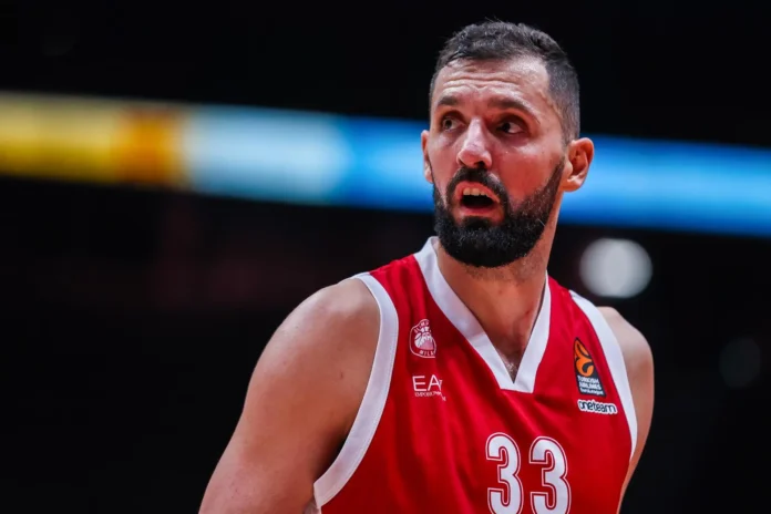 Baloncesto.- El español Nikola Mirotic ficha por el Valencia Basket para esta temporada