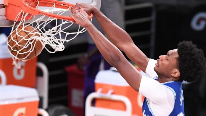 Baloncesto.- El pívot estadounidense Damian Jones ficha por el Real Madrid por una temporada