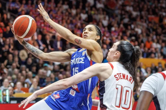 Baloncesto.- Estados Unidos no da opción a Francia y reedita su título de campeón del mundo de baloncesto femenino