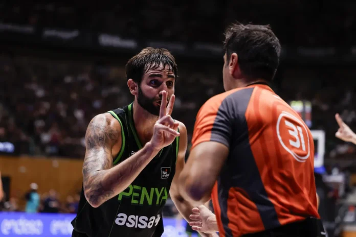 Baloncesto.- Los cambios de reglas en Liga Endesa varían "la forma" de clasificar situaciones y no el criterio arbitral