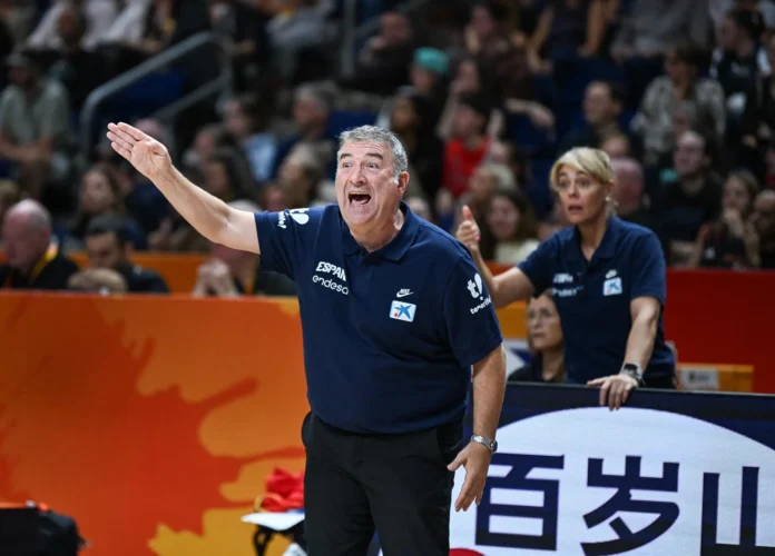 Baloncesto.- Miguel Méndez anuncia este jueves en Oviedo la convocatoria para la ventana de noviembre