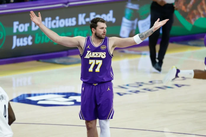 Baloncesto/NBA.- Los Angeles Lakers, vendidos a los empresarios Josh Kushner y Bob Iger por 12.500 millones de dólares