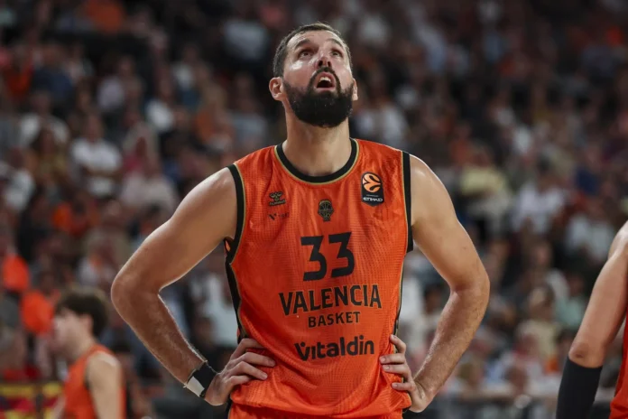 Baloncesto.- Nikola Mirotic, baja en el Valencia Basket por una lesión muscular en el aductor izquierdo