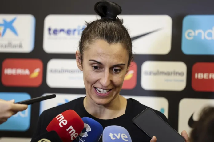 Baloncesto/Selección.- Alba Torrens: "Me ilusiona este equipo por el talento de las jóvenes que no va acorde a su edad"