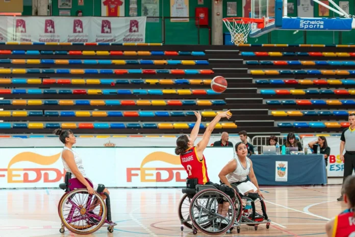 Baloncesto/Selección.- La selección femenina cierra su grupo del Mundial de BSR con victoria sobre Australia