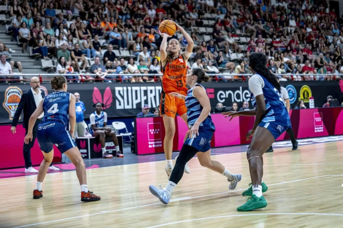 Baloncesto/Supercopa.- El Valencia Basket logra su cuarta Supercopa LF Endesa en el último lustro