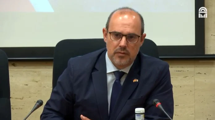 Bellido aboga por formar y aprender en transparencia para llegar a una sociedad más participativa, libre y democrática