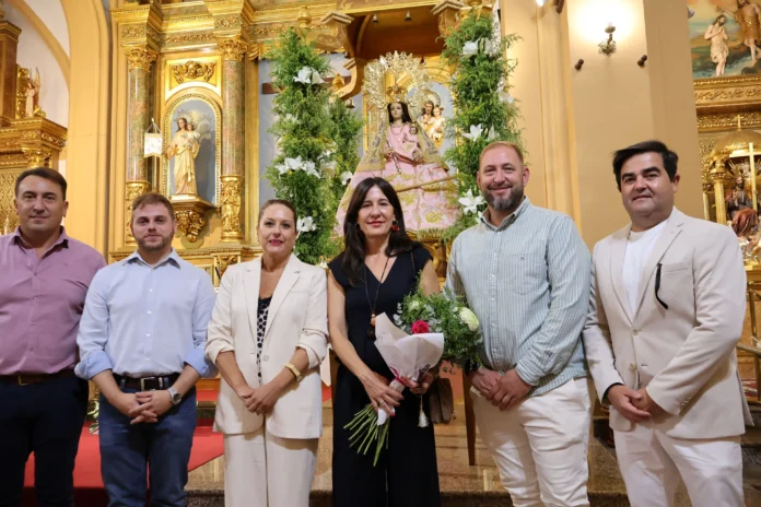 Blanca Fernández destaca el compromiso del Gobierno de García-Page con la educación, el transporte y el bienestar de Villanueva de la Fuente