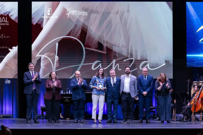 C-LM distingue la labor de creadores y colectivos artísticos en la entrega de sus Medallas al Mérito Cultural