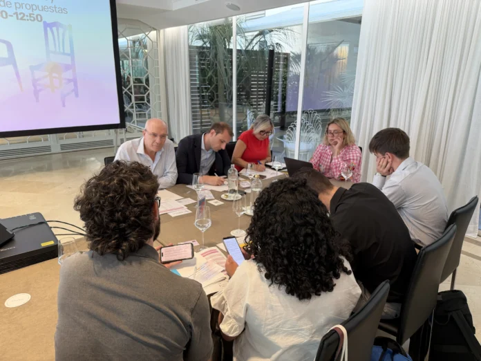 Castilla-La Mancha impulsa el empleo autónomo y juvenil como herramienta de lucha contra la despoblación