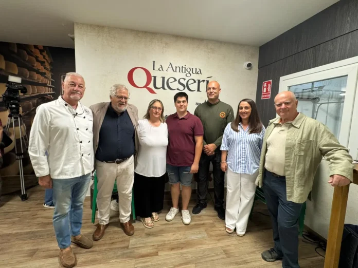 Cerca de una veintena de personas reciben formación sobre Queso Manchego en un curso impartido por el IRIAF