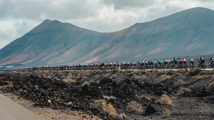 Ciclismo.- Aleix Espargaró, Verona, Omar Fraile, Lourdes Oyarbide y Pasamontes, cartel de la III Vuelta a Lanzarote