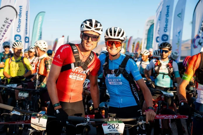 Ciclismo.- Luis León Sánchez y Natalia Fischer buscan revalidar su triunfo en la Titan Desert Almería