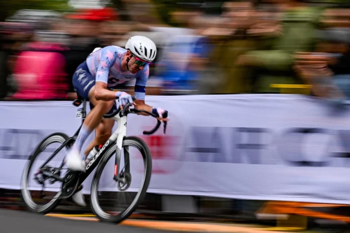 Ciclismo/Mundial.- El estadounidense Brandon McNulty sorprende a los favoritos por el oro de la prueba en ruta
