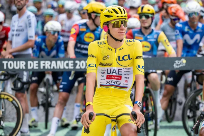Ciclismo.- Tadej Pogacar renueva con el UAE Team Emirates-XRG hasta 2032
