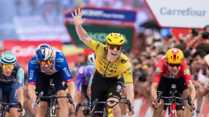 Ciclismo/Vuelta.- Brennan se impone y alza su 'manita' en Sevilla antes de la crono clave en Jerez