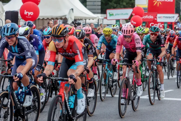 Ciclismo/Vuelta.- El granizo deja a La Vuelta sin su primer final en alto