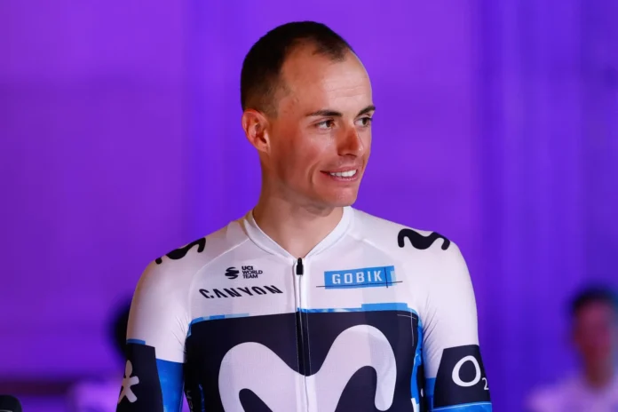 Ciclismo/Vuelta.- Enric Mas estrena el rojo con una exhibición en el Alto de Aitana