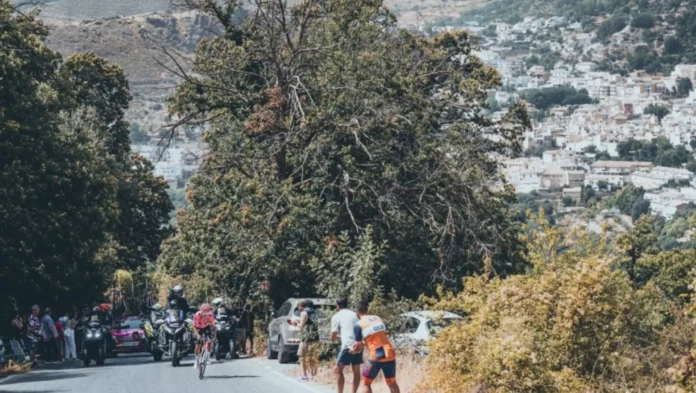 Ciclismo/Vuelta.- La Vuelta modifica el recorrido de la etapa 20 por desprendimientos en el Alto de Hazallanas