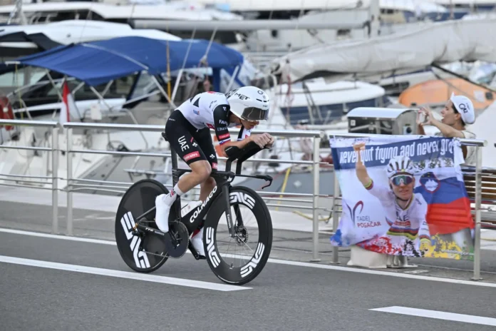 Ciclismo/Vuelta.- Pogacar gana la crono de Mónaco y lidera La Vuelta el primer día