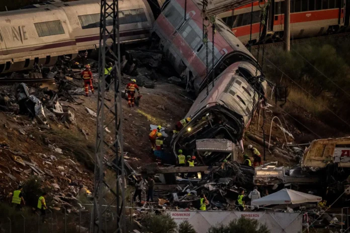 Comienza la retirada de enseres personales de viajeros en Urda, donde se prevé levantar varios vagones hoy