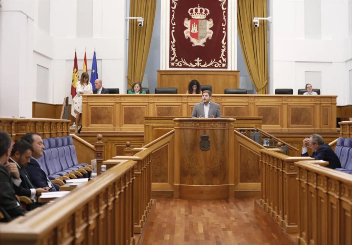 Cortes toman en consideración el texto para movilizar suelo público en C-LM con votos PSOE y abstención PP-Vox