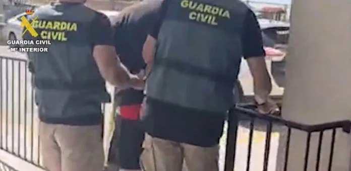 Detenido en Yuncos por homicidio en tentativa y por robar 9 compresores de aire acondicionado en un colegio