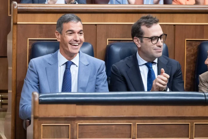 El decreto de vivienda prohíbe desahucios hasta 2028, endurece el alquiler temporal y concede ayudas fiscales