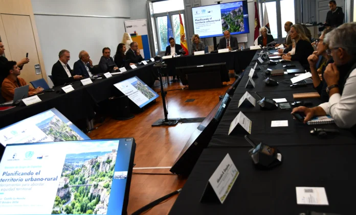 El Estatuto del Pequeño Municipio de la región adaptará la normativa a la realidad urbanística y administrativa del medio rural