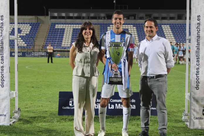 El Gobierno de Castilla-La Mancha felicita al Talavera CF tras proclamarse campeón del Trofeo CMM 25 aniversario disputado en Puertollano