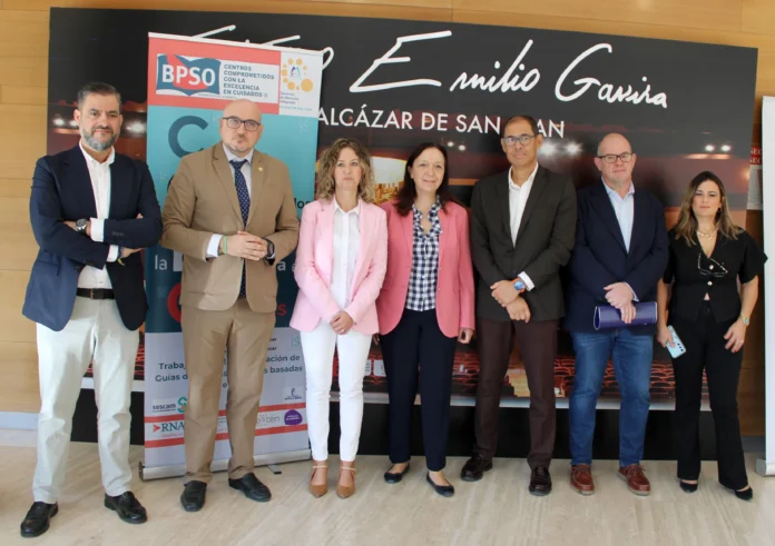 El Gobierno de Castilla-La Mancha refuerza el liderazgo enfermero y el trabajo en red para llevar la evidencia científica a los cuidados