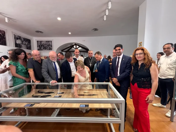 El Gobierno de Castilla-La Mancha reivindica la cuchillería como seña de identidad de Albacete y reafirma su apoyo al sector