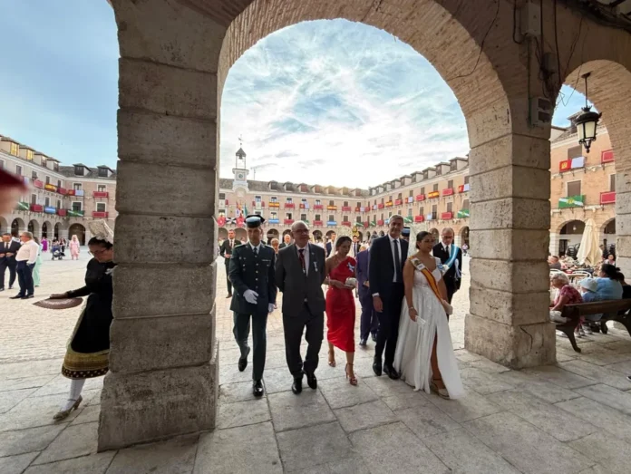 El Gobierno regional aplaude la renovación de la Plaza Mayor de Ocaña que ha lucido esplendorosa al paso de su patrona, la Virgen de los Remedios
