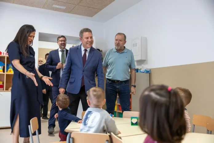 El Gobierno regional concede ayudas a 305 ayuntamientos para garantizar la gratuidad de 2-3 años en Educación Infantil a cerca de 6.800 alumnos y alumnas