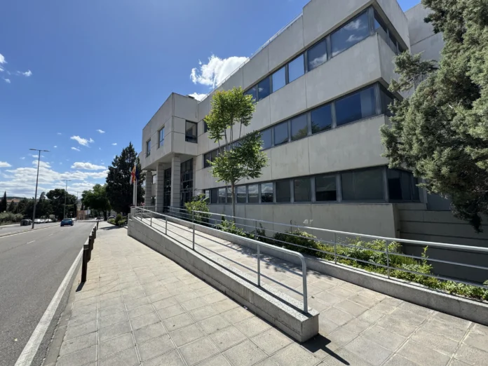 El Gobierno regional impulsa la Oferta de Empleo Público 2026 para personal laboral, con 401 plazas, respaldada de forma unánime por los sindicatos