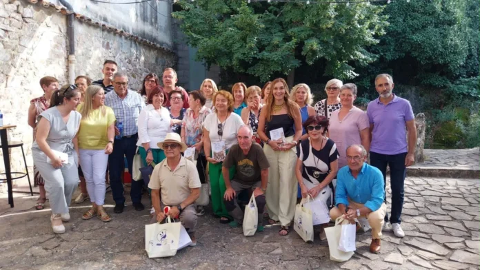 El Gobierno regional posibilita la recuperación del legado femenino rural en el municipio de Checa