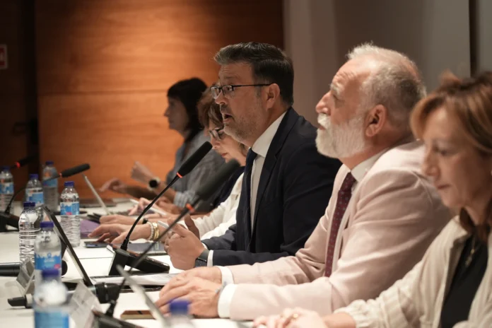 El Gobierno regional presenta a los docentes de Guadalajara un curso con mejoras laborales, educativas y de las infraestructuras de los centros