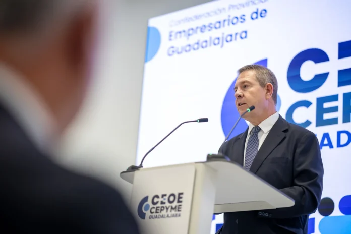 Emiliano García-Page anuncia la creación de 167 nuevas plazas para completar la plantilla del Hospital Universitario de Guadalajara
