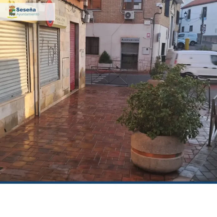 💦🧹 CONTINÚAN LOS TRABAJOS DE BALDEO EN SESEÑA 🧹💦