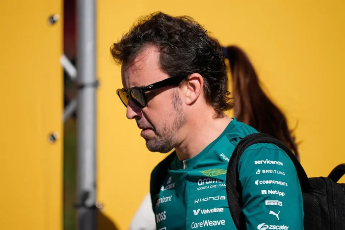 Fórmula 1.- AV.- El piloto español Fernando Alonso renueva y correrá con Aston Martin en 2027